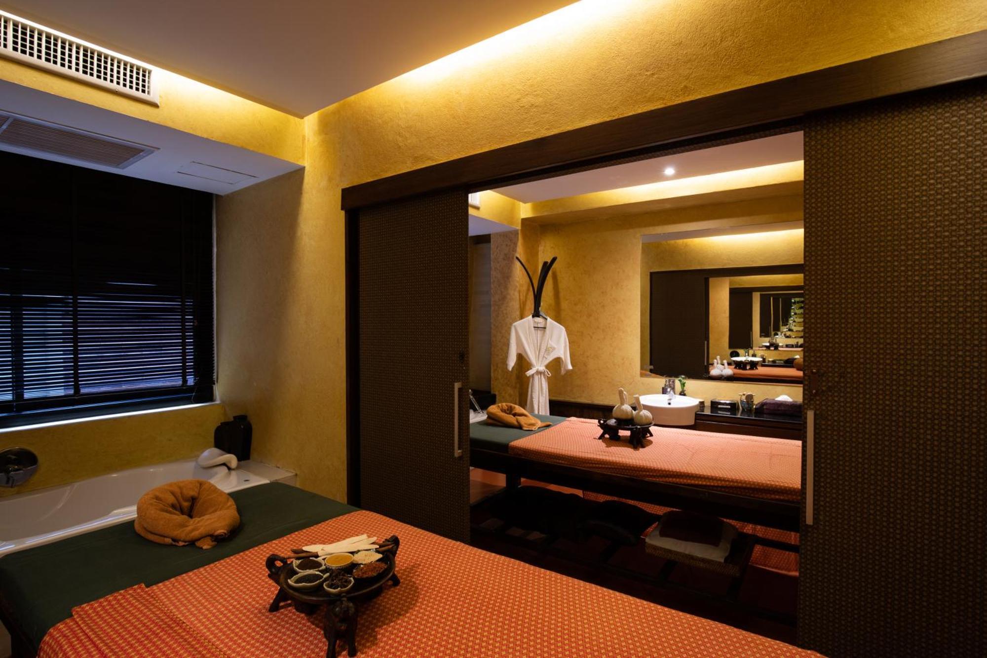 De Chai Colonial Hotel&Spa - SHA Plus Chiang Mai Exteriör bild