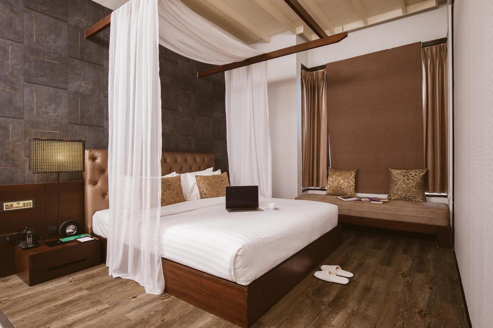 De Chai Colonial Hotel&Spa - SHA Plus Chiang Mai Exteriör bild